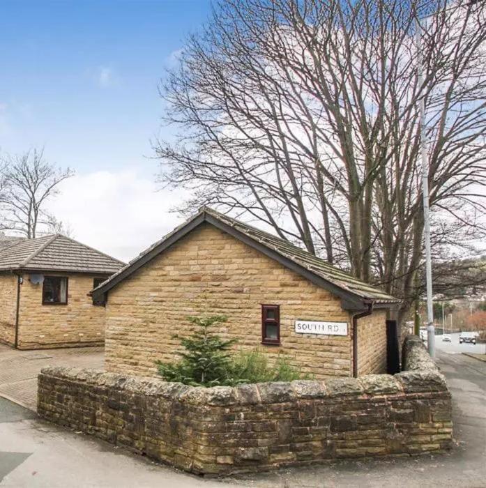 Lister Park Bradford Stylish 1Bed Coach House - Quiet & Tranquil Cottage & Parking Exterior foto